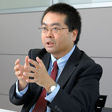 山口 真吾氏