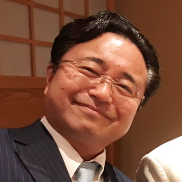 二瓶　浩一氏