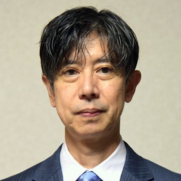 新井　隆彦氏