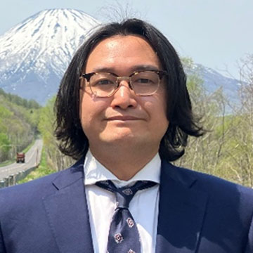 久谷　弓斗氏