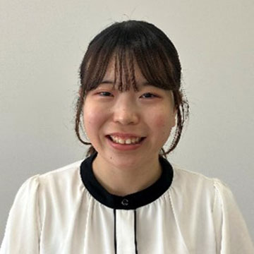 寺田　愛架氏